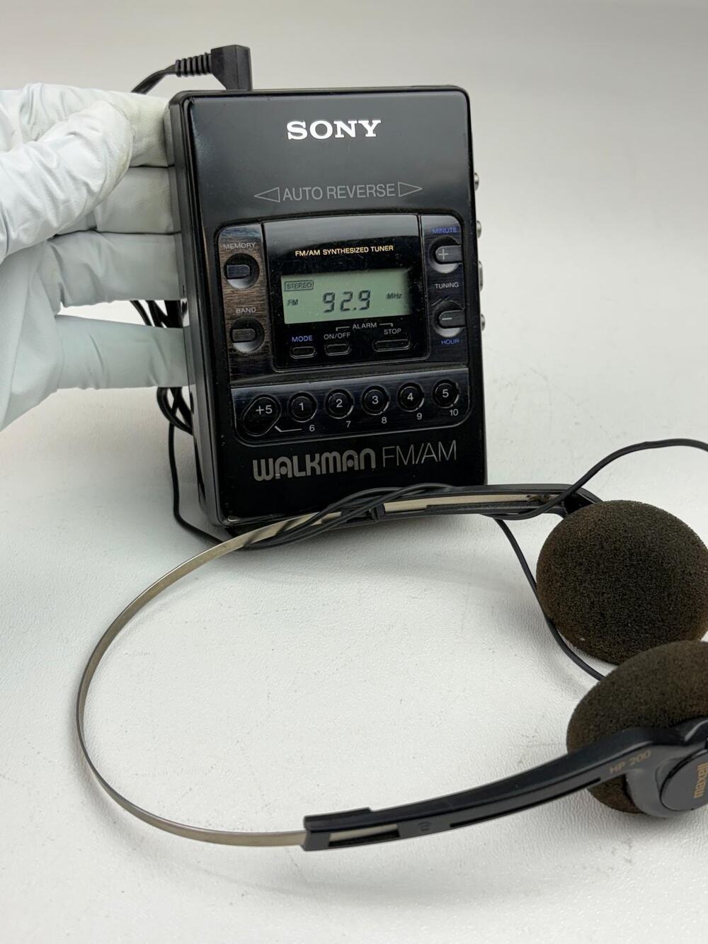Sony Walkman WM-F2081 Radio Cassette Player AM/FM Radio Works -Needs Belt Repair
